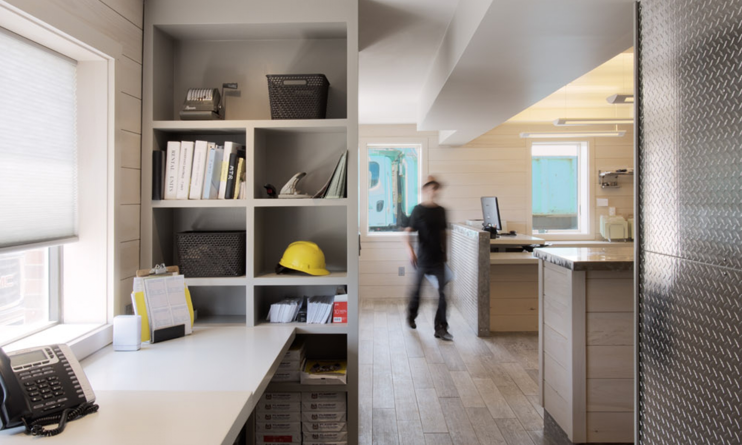 Workstation 2 Procelain tile floor, custom cabinets, Maine Architect, Diamond Plate